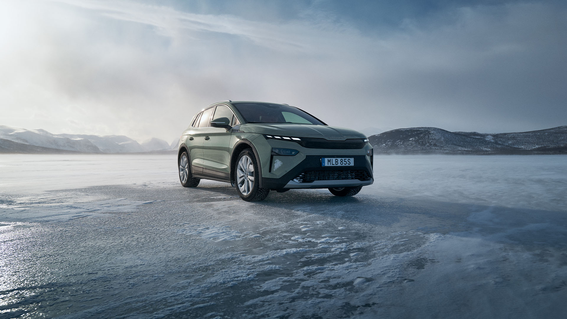 Skoda Elroq i vinterlandskap